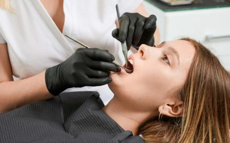 Cavities (Tooth Decay): Symptoms and Causes